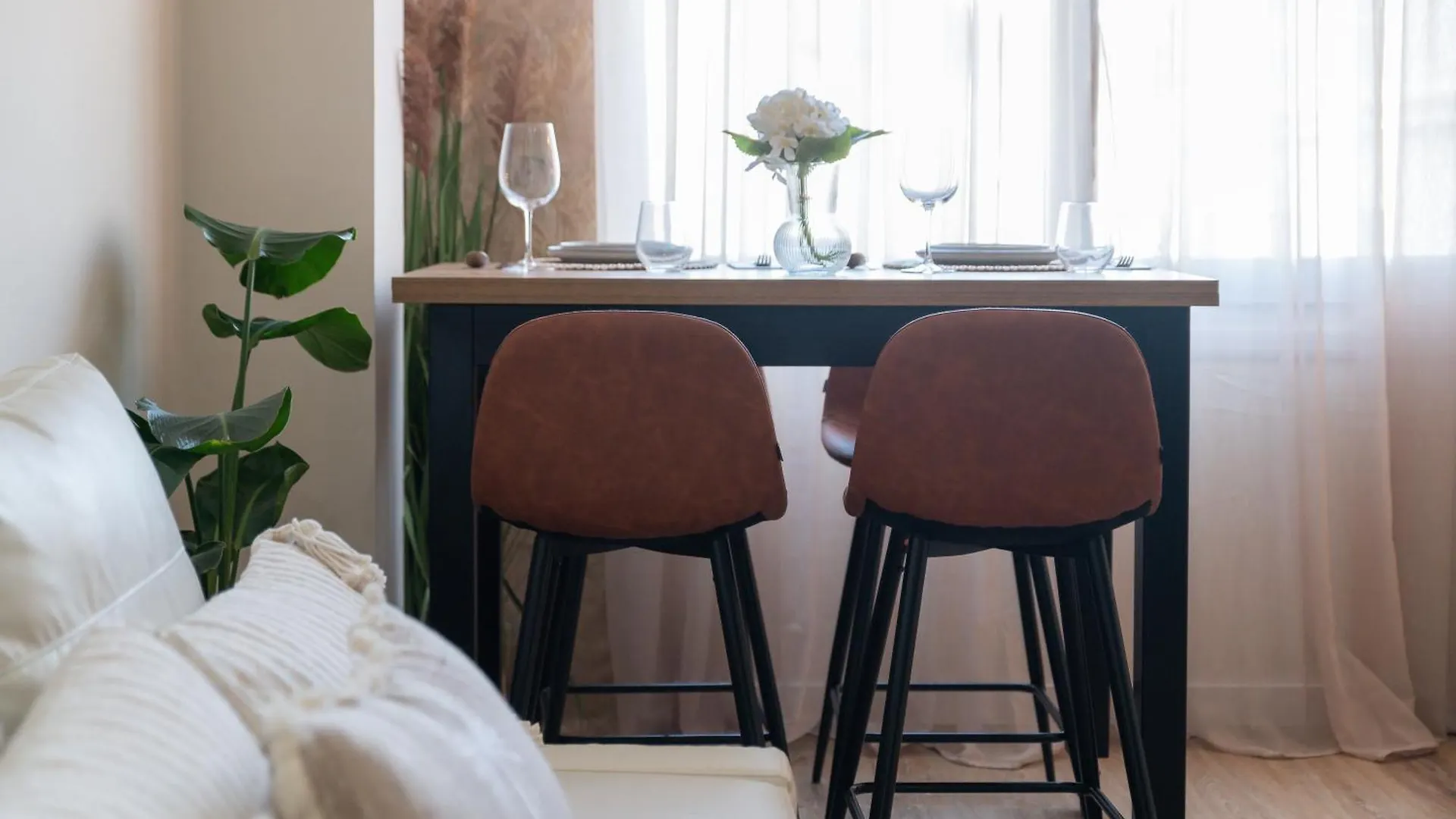 Indonesian Dreams By Iloftmalaga Apartment 0*, Malaga Spain
