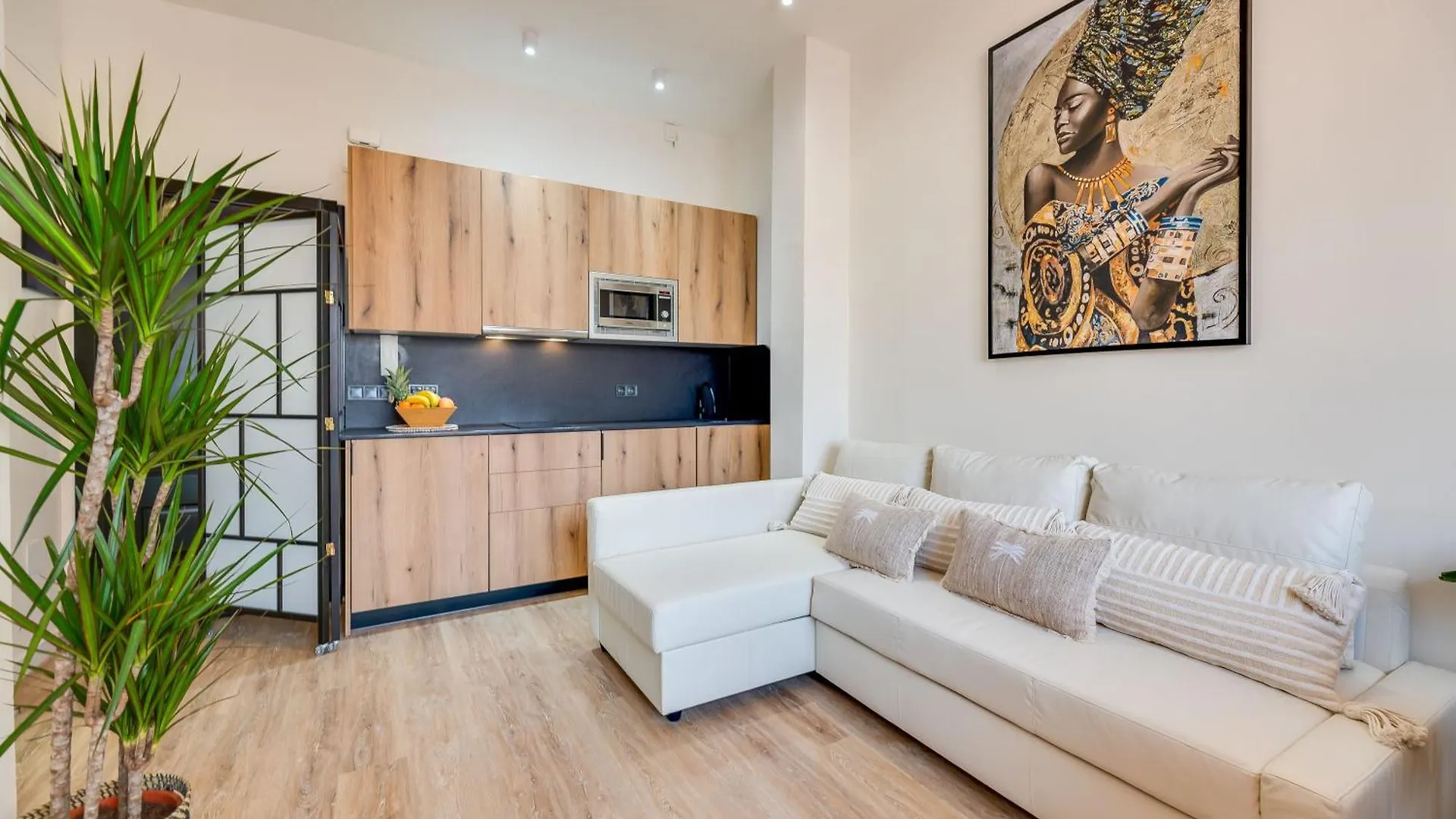 Indonesian Dreams By Iloftmalaga Apartment